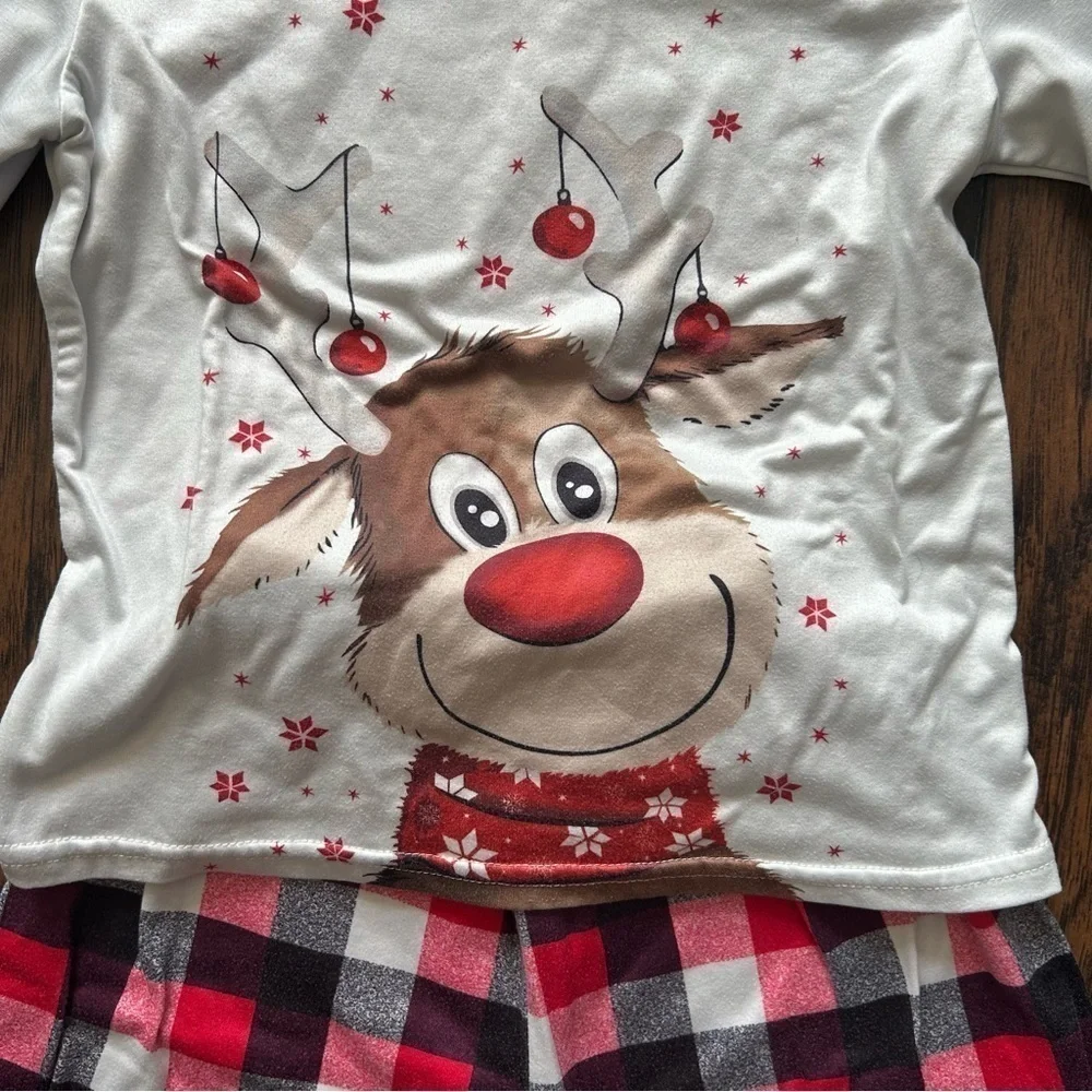 N/A kids reindeer